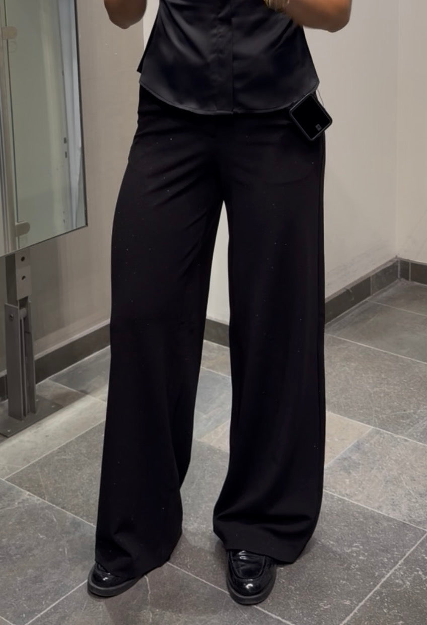VMZAMIRA Trousers - Black
